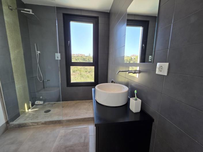 Image No.16-3 Bed Villa for sale