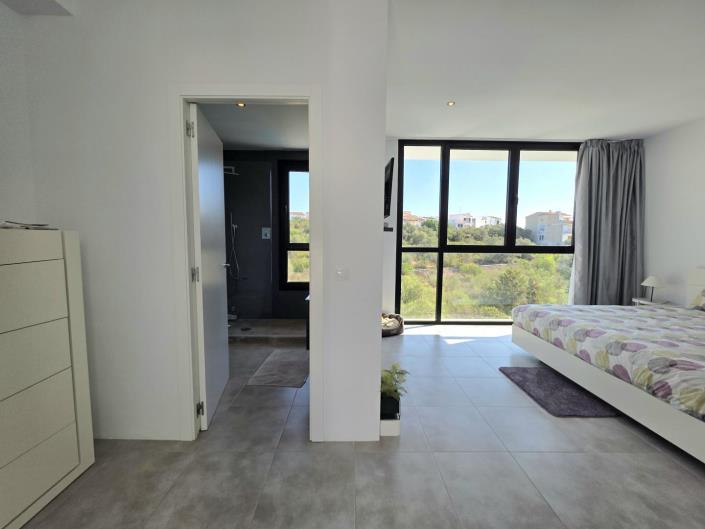 Image No.17-3 Bed Villa for sale