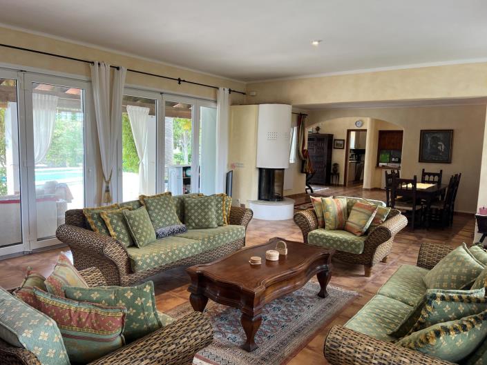 Image No.5-3 Bed Villa / Detached for sale