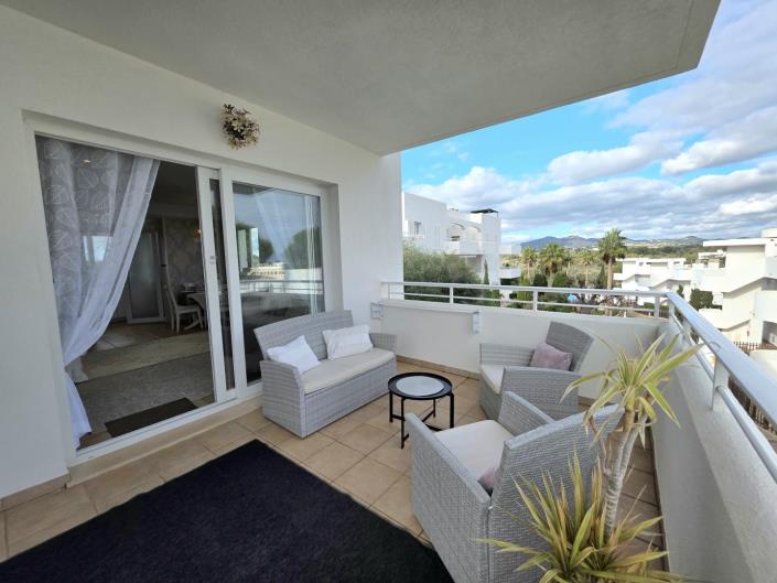 Image No.14-2 Bed Apartment for sale