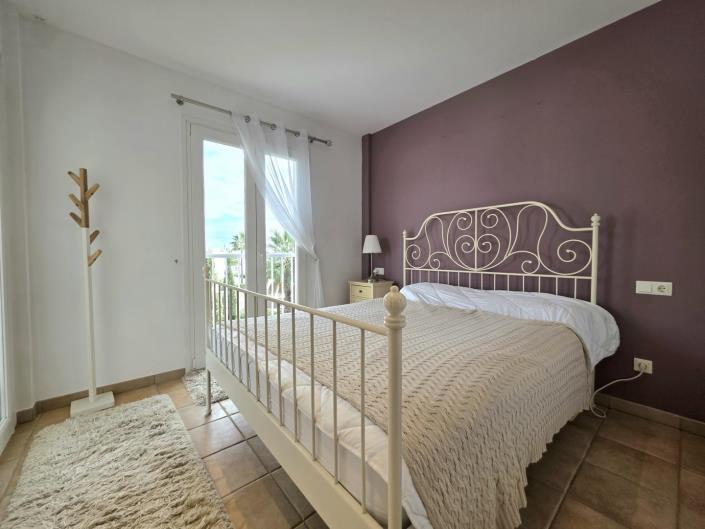 Image No.17-2 Bed Apartment for sale