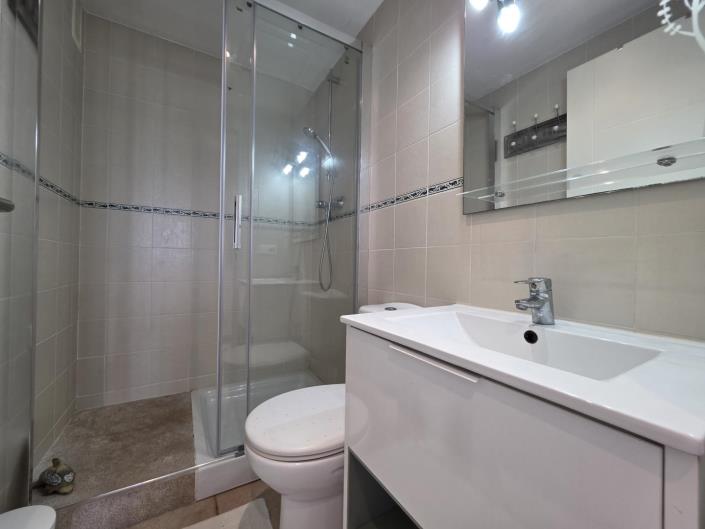 Image No.21-2 Bed Apartment for sale