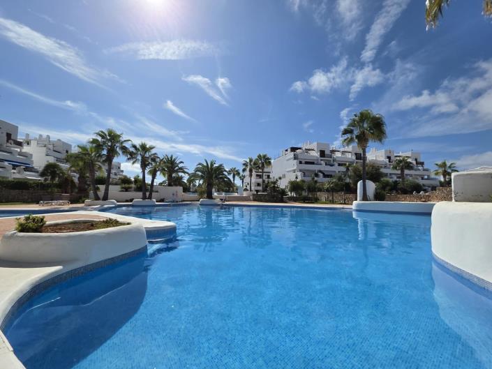 Image No.2-Appartement de 2 chambres à vendre à Cala Egos