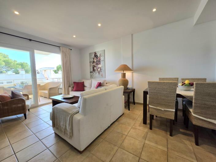 Image No.12-2 Bed Apartment for sale