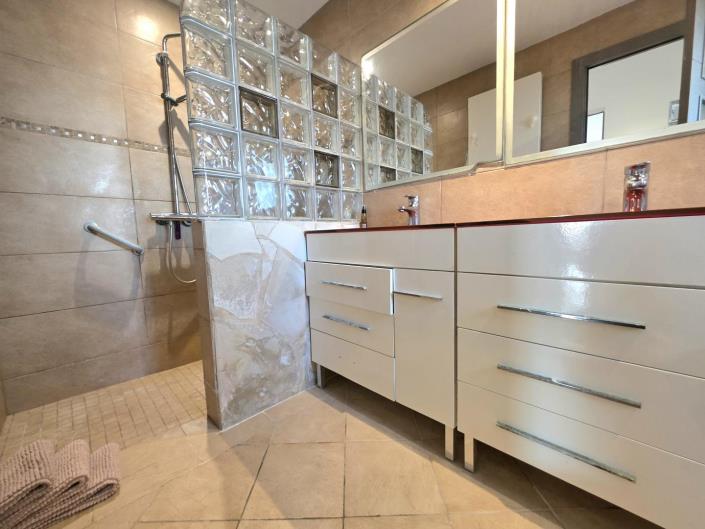 Image No.16-4 Bed House/Villa for sale