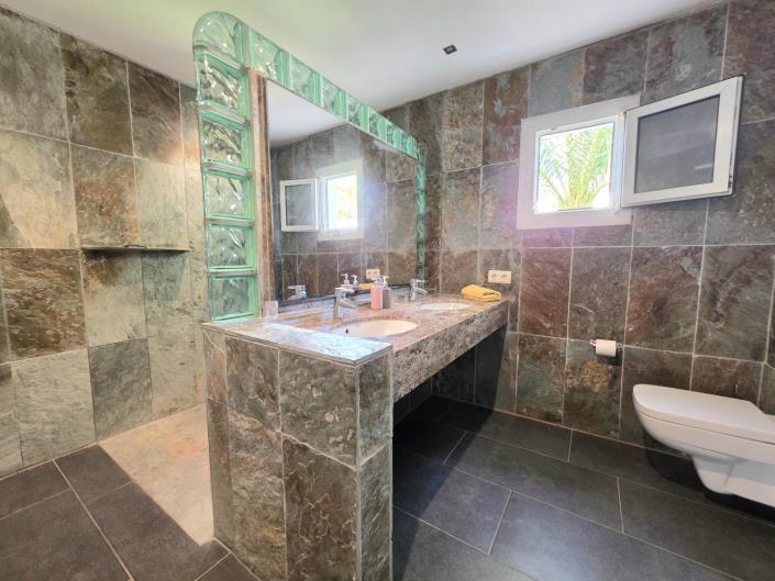 Image No.36-4 Bed House/Villa for sale