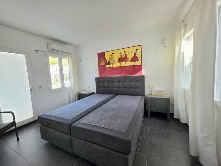 Image No.35-4 Bed House/Villa for sale