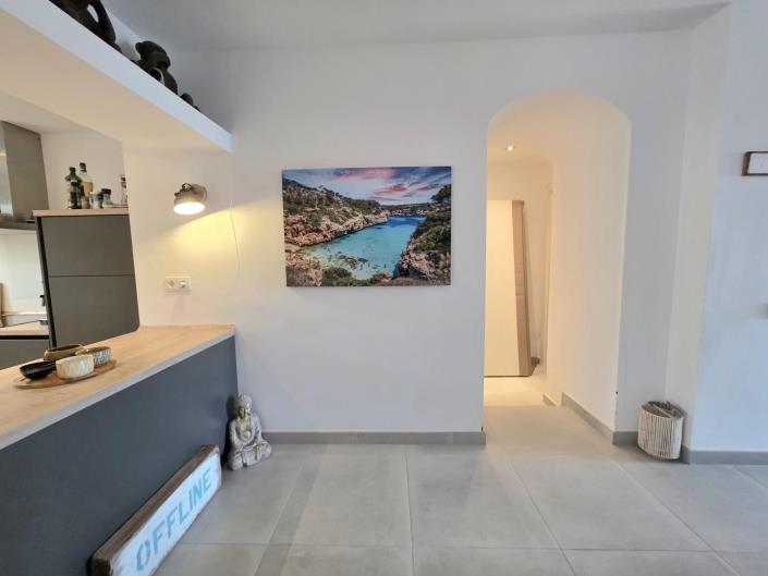 Image No.10-2 Bed Apartment for sale