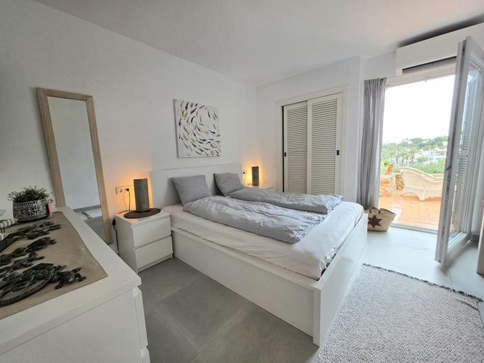 Image No.11-2 Bed Apartment for sale