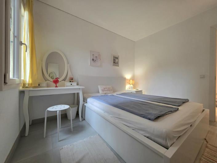 Image No.16-2 Bed Apartment for sale