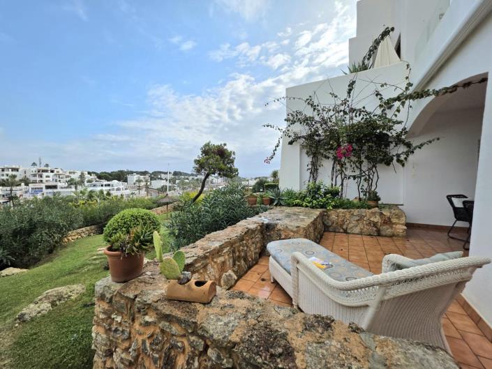 Image No.22-2 Bed Apartment for sale