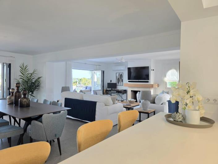 Image No.9-4 Bed Apartment for sale