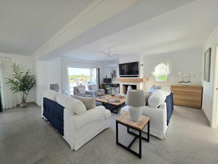 Image No.11-4 Bed Apartment for sale