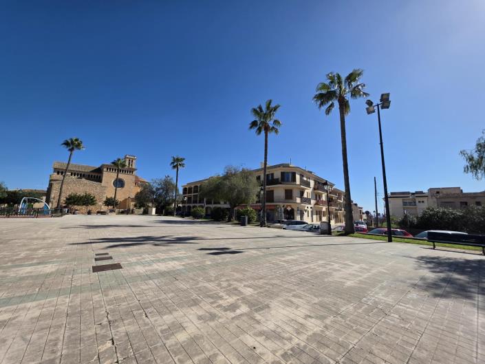 Image No.18-2 Bed Apartment for sale