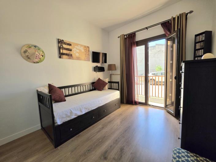 Image No.8-2 Bed Apartment for sale