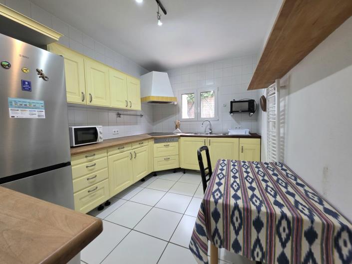 Image No.11-2 Bed Apartment for sale