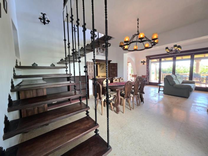 Image No.18-4 Bed House/Villa for sale