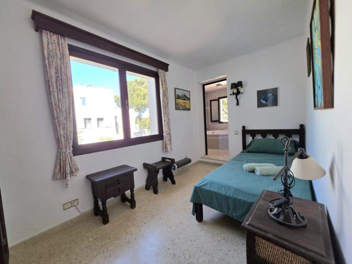 Image No.19-4 Bed House/Villa for sale