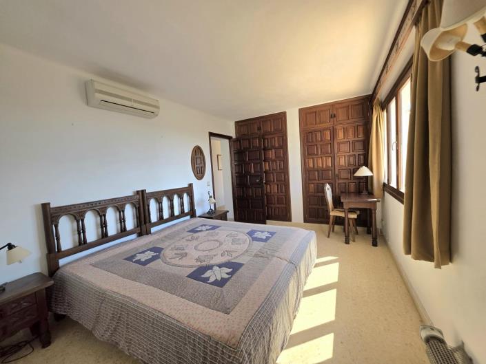 Image No.24-4 Bed House/Villa for sale