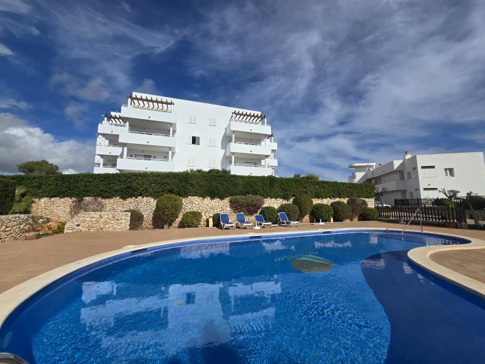 Image No.25-2 Bed Apartment for sale