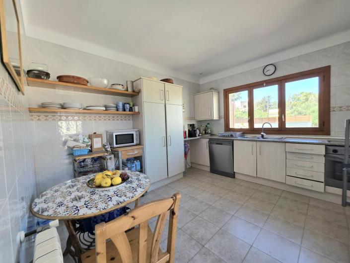 Image No.8-6 Bed Villa / Detached for sale