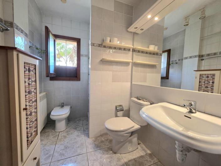 Image No.24-6 Bed Villa / Detached for sale