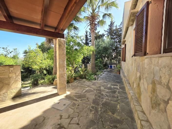 Image No.33-6 Bed Villa / Detached for sale