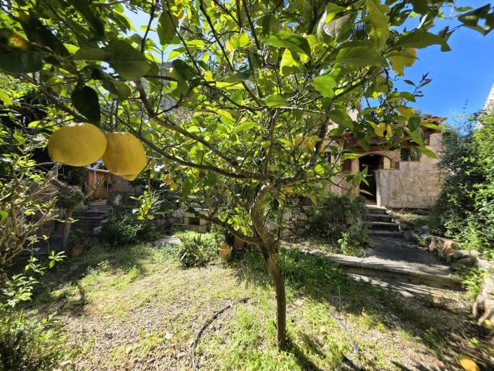 Image No.39-6 Bed Villa / Detached for sale