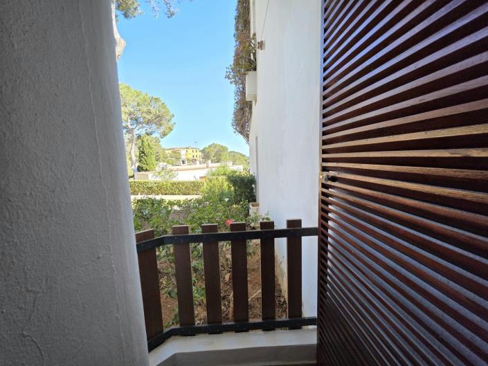 Image No.12-1 Bed Apartment for sale