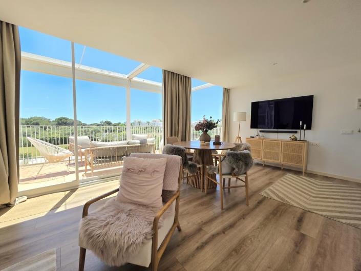 Image No.8-2 Bed Apartment for sale