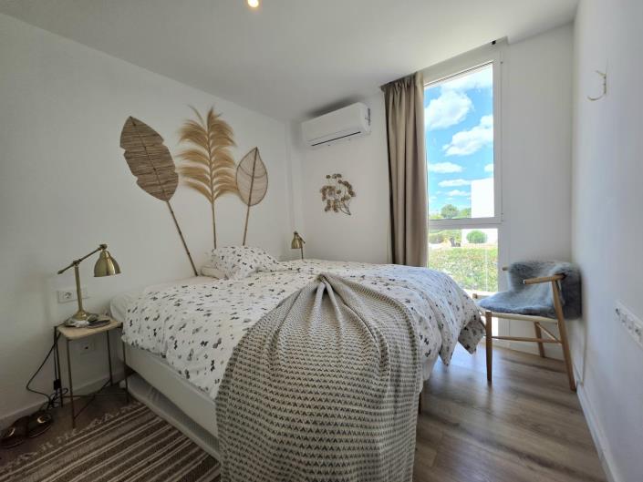 Image No.17-2 Bed Apartment for sale