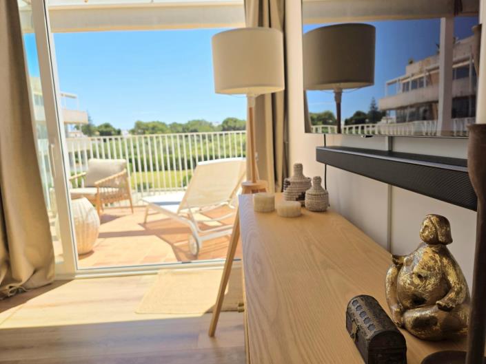 Image No.23-2 Bed Apartment for sale