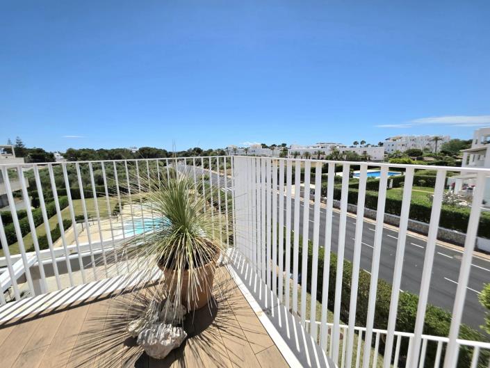 Image No.35-2 Bed Apartment for sale