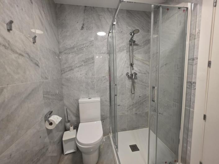Image No.20-2 Bed Villa / Detached for sale