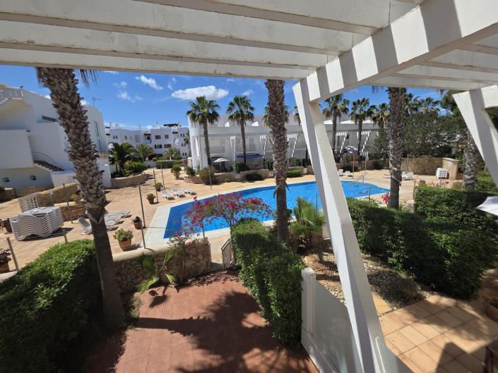 Image No.25-2 Bed Villa / Detached for sale