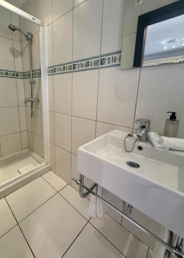 Image No.17-2 Bed Apartment for sale