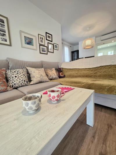 Image No.7-3 Bed House for sale