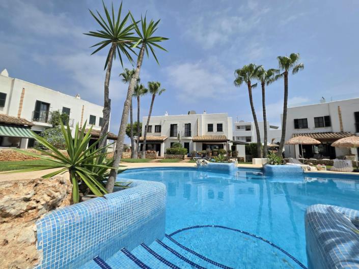 Image No.27-3 Bed House for sale