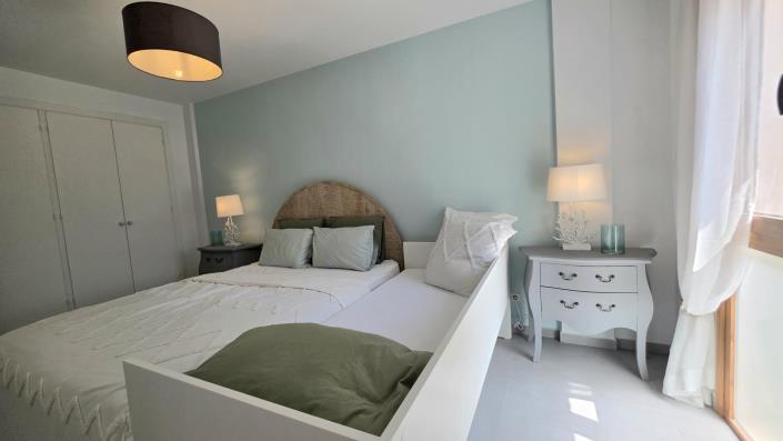 Image No.11-1 Bed Apartment for sale