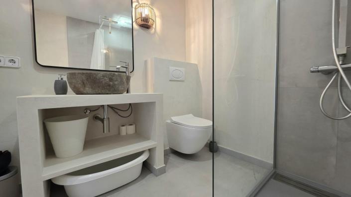 Image No.13-1 Bed Apartment for sale