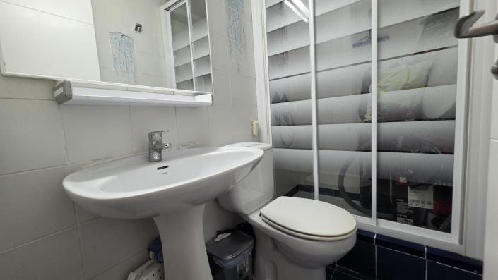 Image No.21-2 Bed Apartment for sale