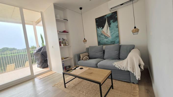 Image No.9-2 Bed Apartment for sale