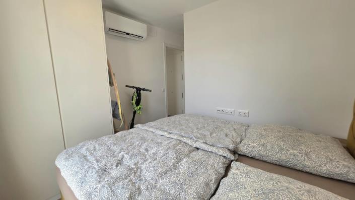 Image No.17-2 Bed Apartment for sale