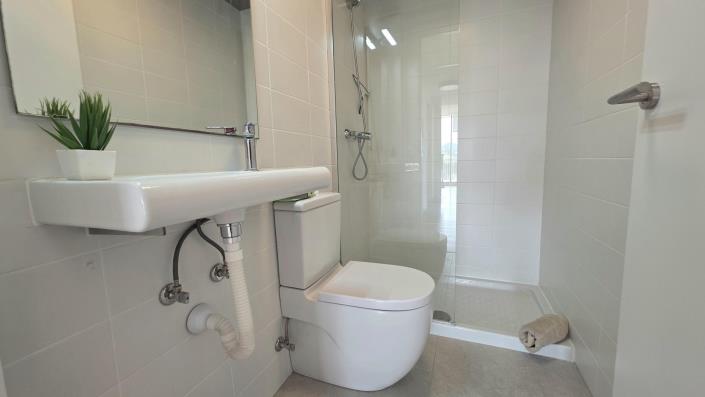 Image No.19-2 Bed Apartment for sale