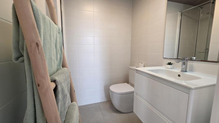 Image No.22-2 Bed Apartment for sale