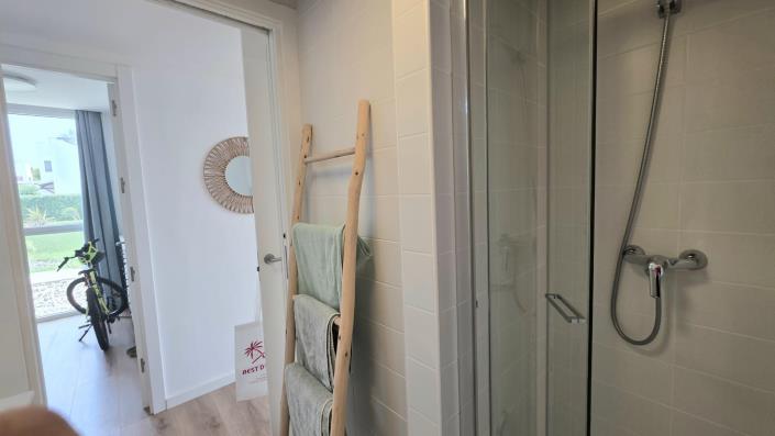 Image No.24-2 Bed Apartment for sale