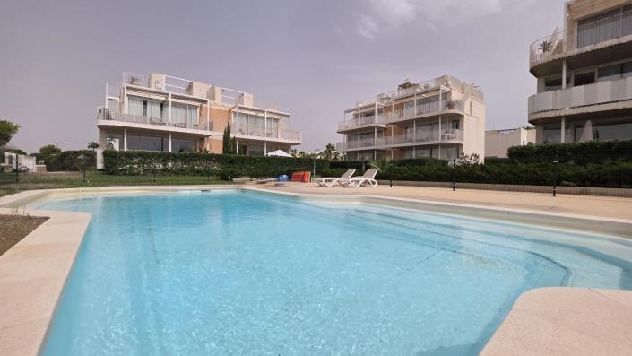 Image No.28-2 Bed Apartment for sale