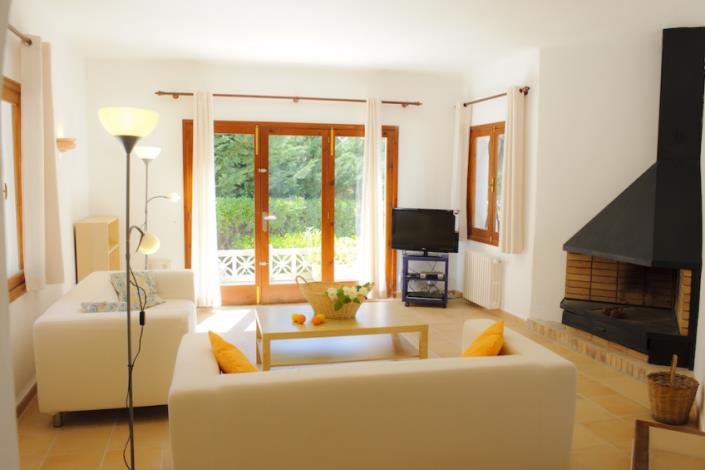 Image No.7-4 Bed Chalet for sale