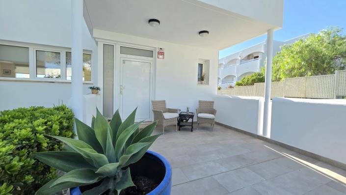 Image No.27-4 Bed Semi-Detached for sale