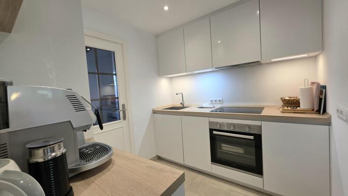 Image No.16-4 Bed Townhouse for sale